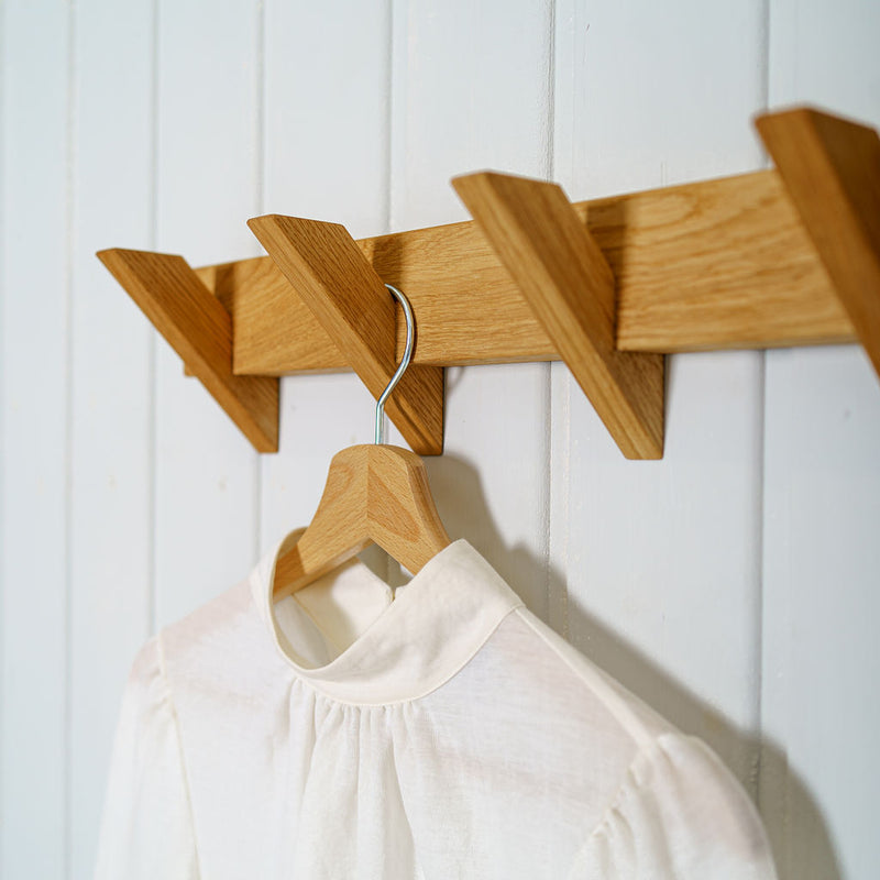 Garderobe, Wandgarderobe ANDA aus Eichenholz