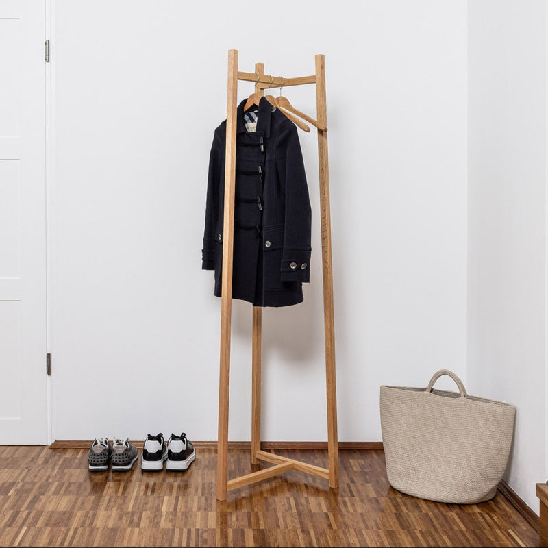 Garderobenständer ALVA aus Massivholz von cannas