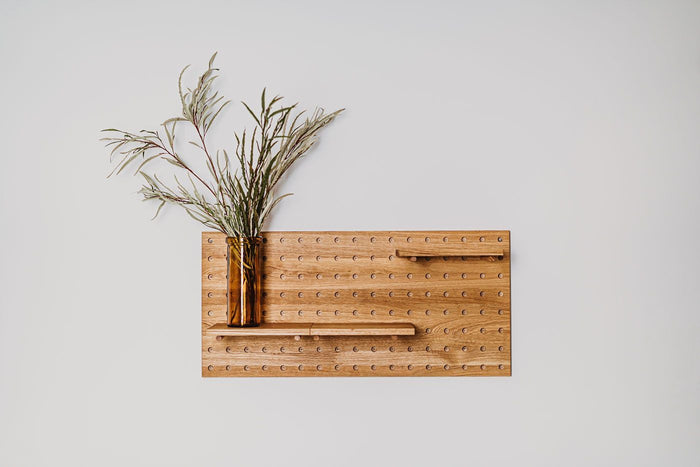 PEG Board MINI aus Eiche