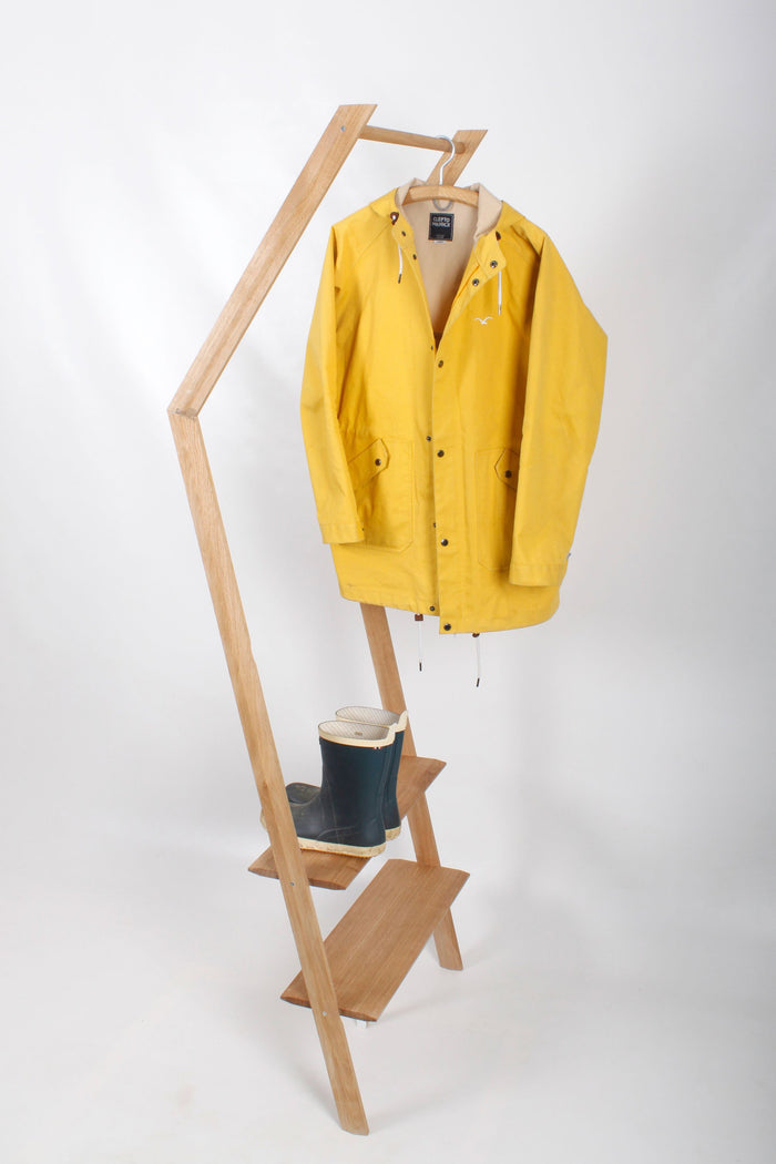 Anlehngarderobe AGA aus Eiche