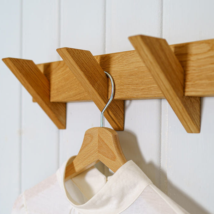 Wandgarderobe aus Eiche von cannas