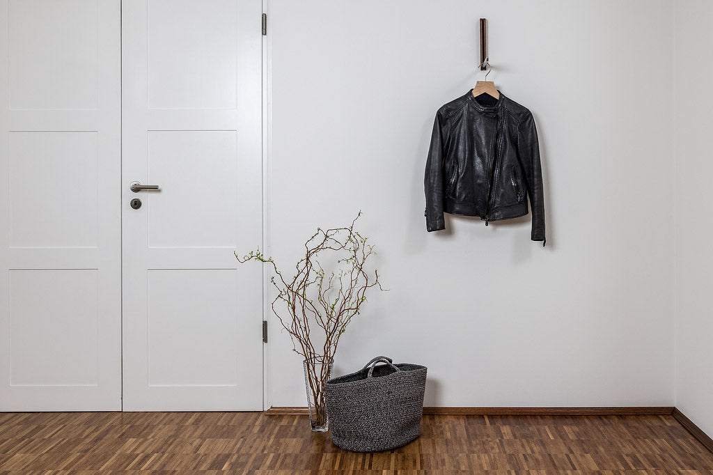 Garderobe mit Wandhaken Nussbaum