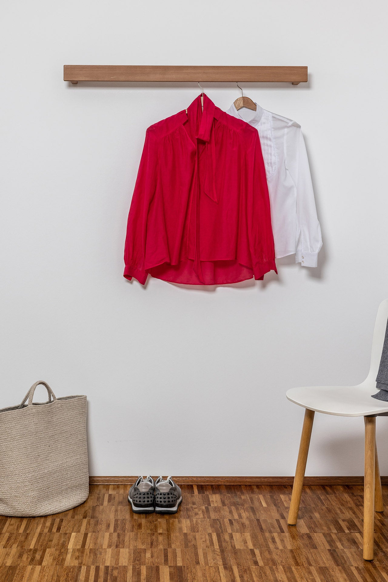 Garderobe mit Haken von cannas